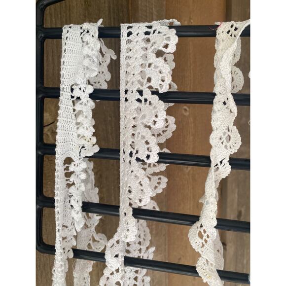 VINTAGE Hand Made LACE TRIM BULK LOT SEWING CRAFT DOLL CLOTHES Edgings Cream Wht - Picture 9 of 16
